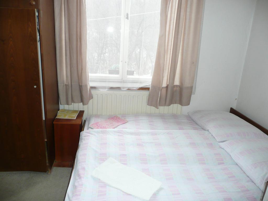 Apartment Trojska Prague Room photo